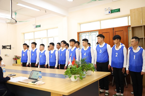 đi xklđ nhật bản cho nợ phí